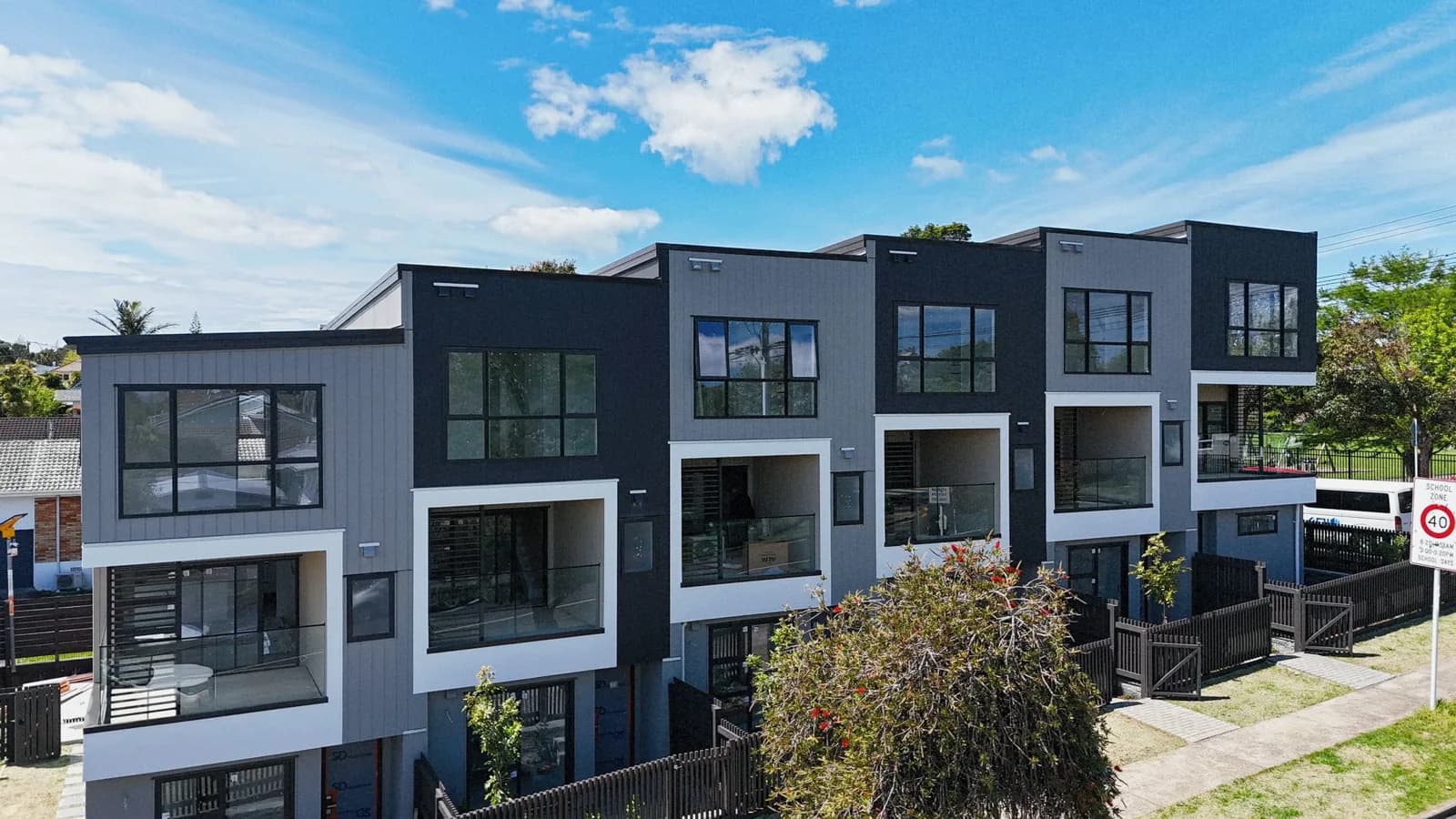 Bayswater Avenue townhouses in Bayswater, Auckland — view 2