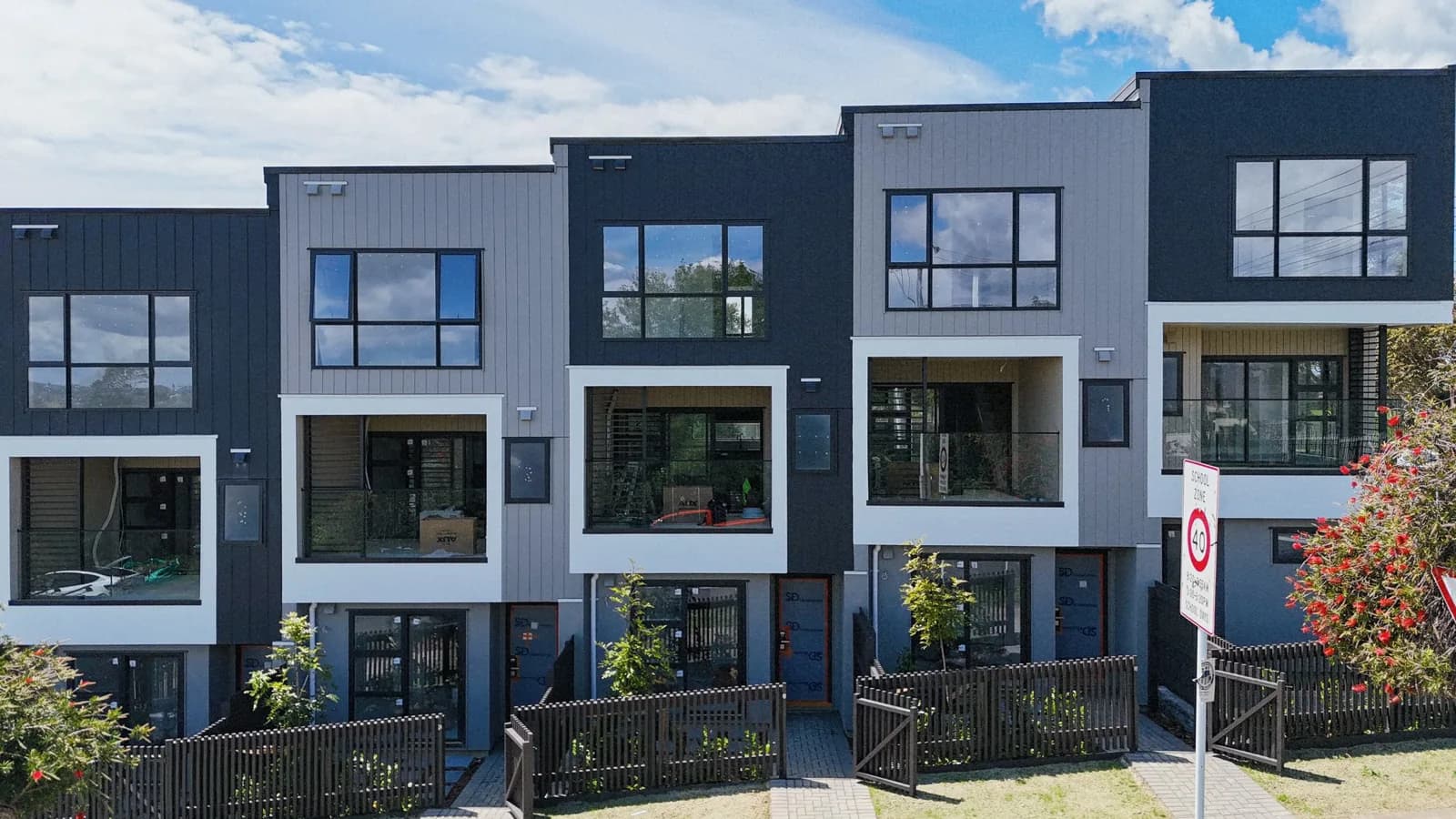 Bayswater Avenue townhouses in Bayswater, Auckland — view 3