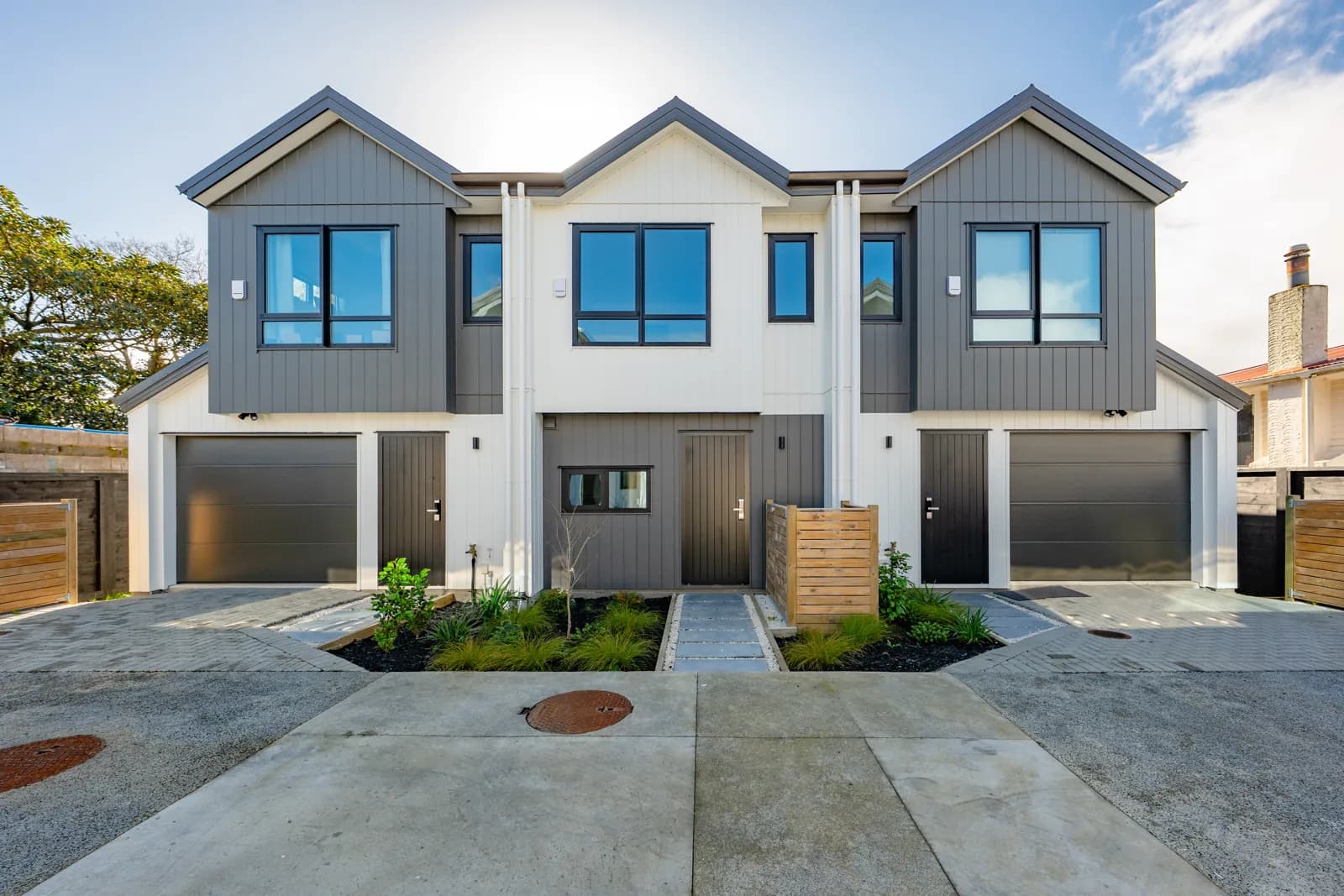 Bernard Street townhouses in Mount Wellington, Auckland — view 3