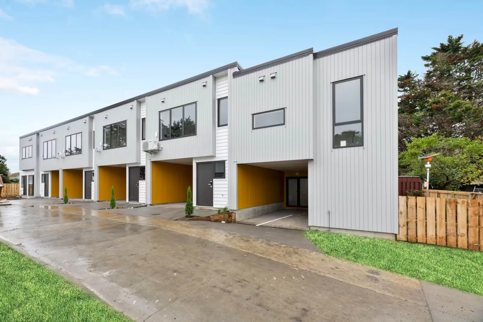 Cadiz Place townhouses in Red Hill, Papakura — view 2