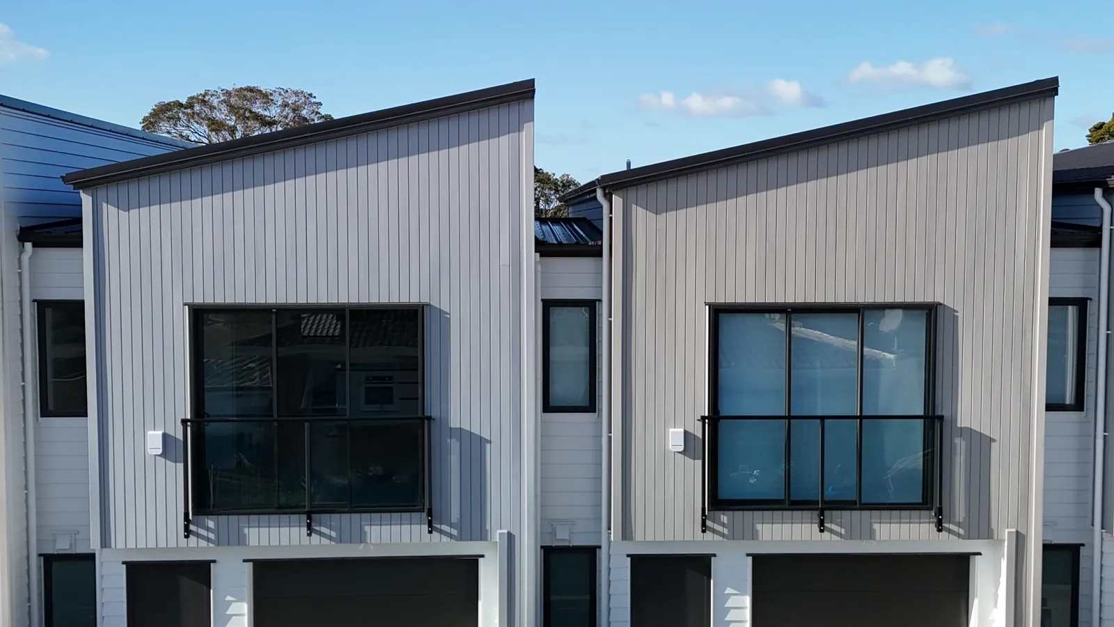 Innismara Avenue homes in Wattle Downs, Auckland - view 3
