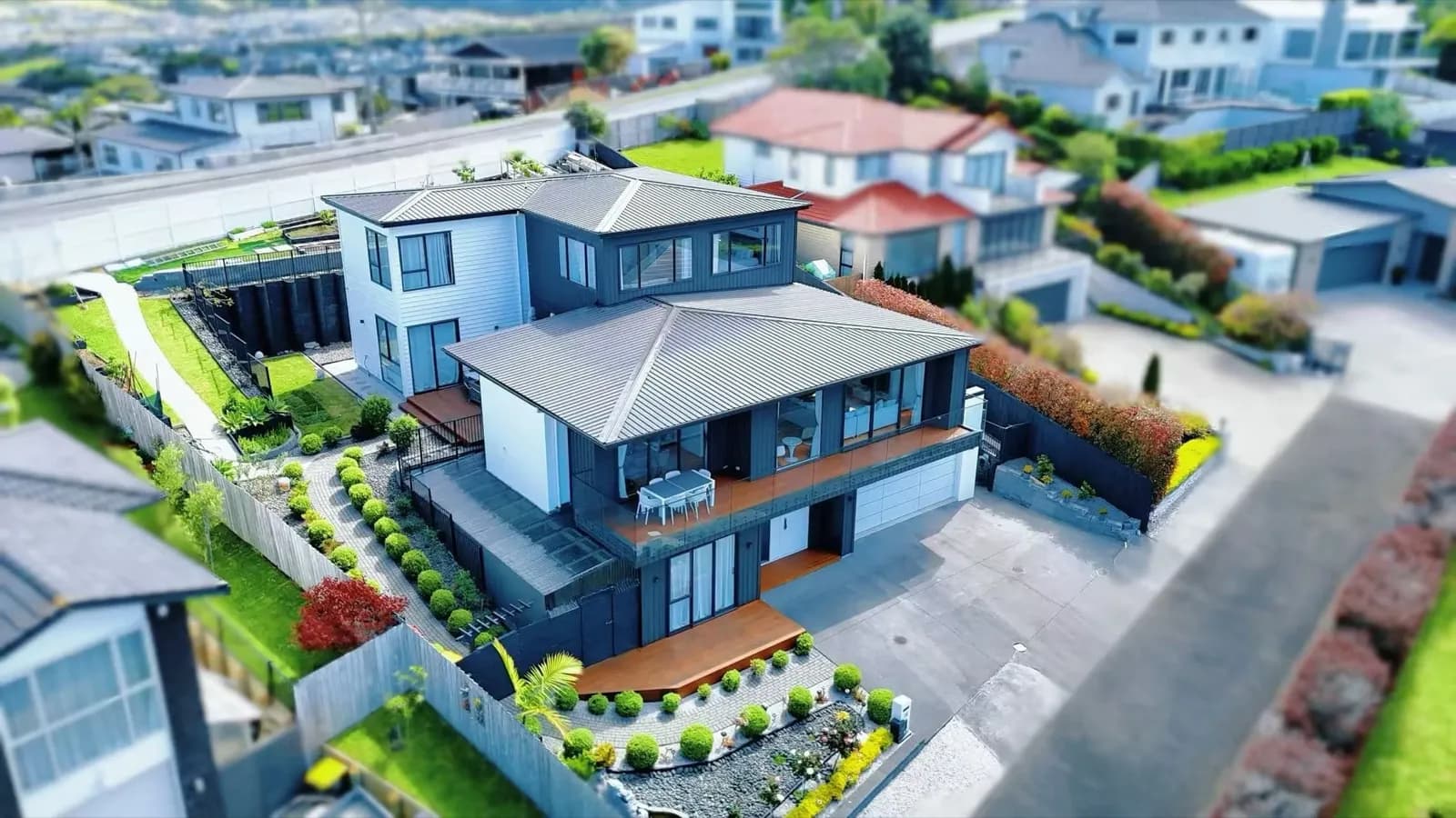 Manhattan Rise home in Orewa, Auckland - exterior view