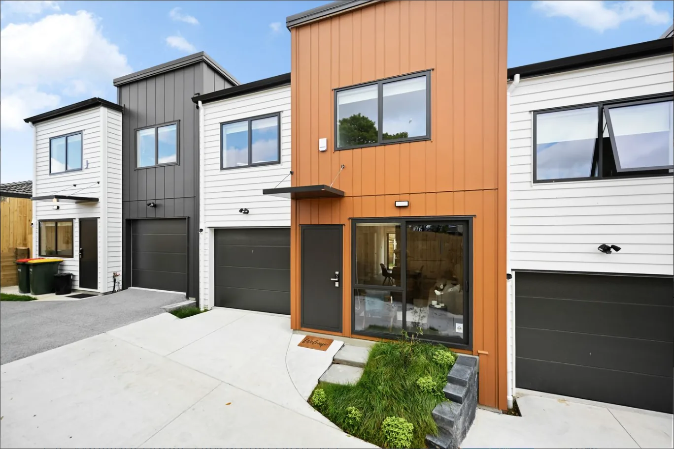 Massine Place homes in Randwick Park, Manurewa — view 4