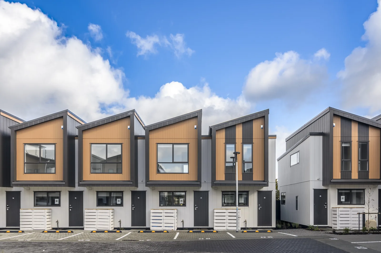 Sturges Road townhouses in Henderson, Auckland — view 2
