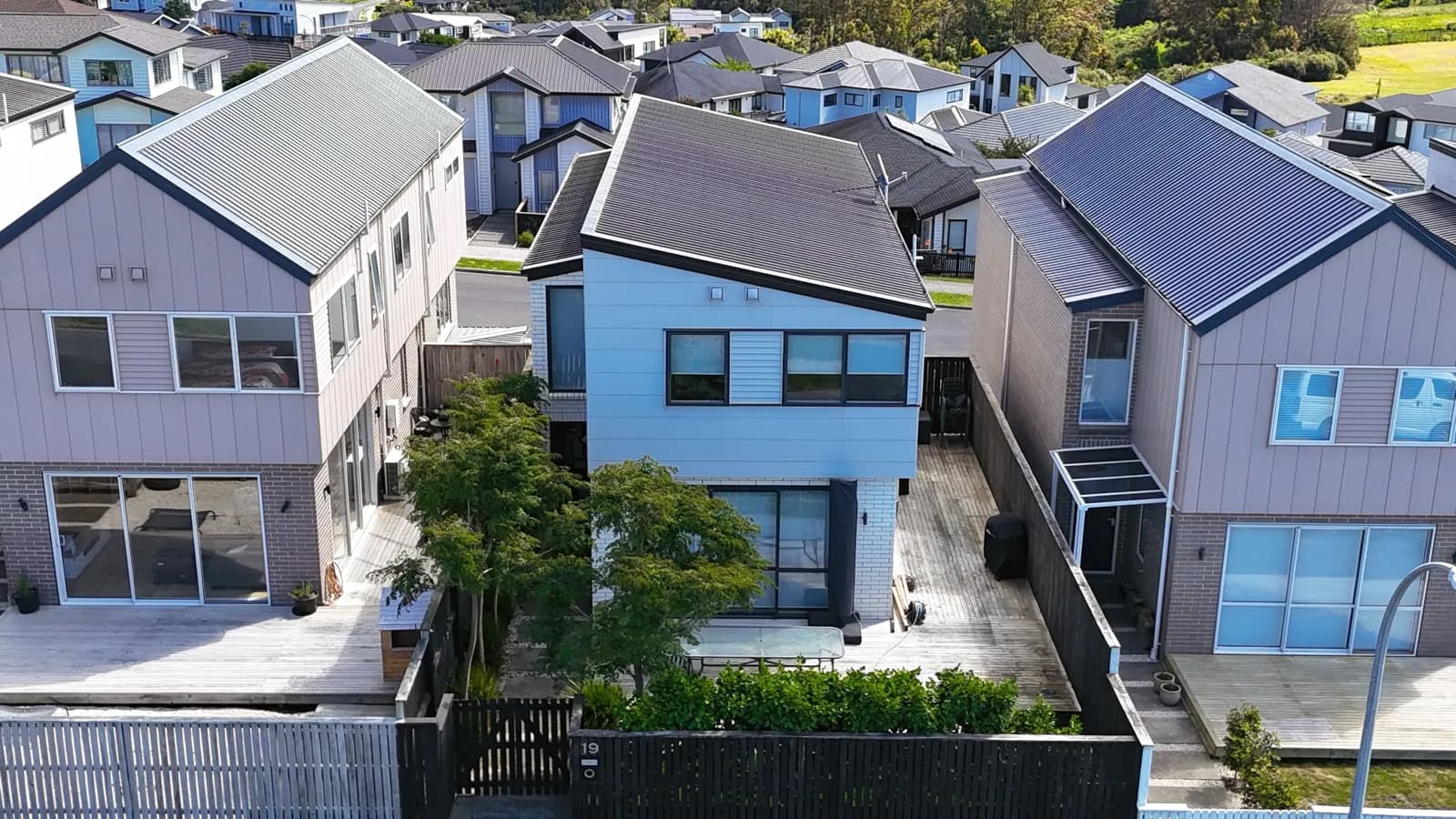 Sunnyheights Road townhouses in Orewa, Auckland - view 4