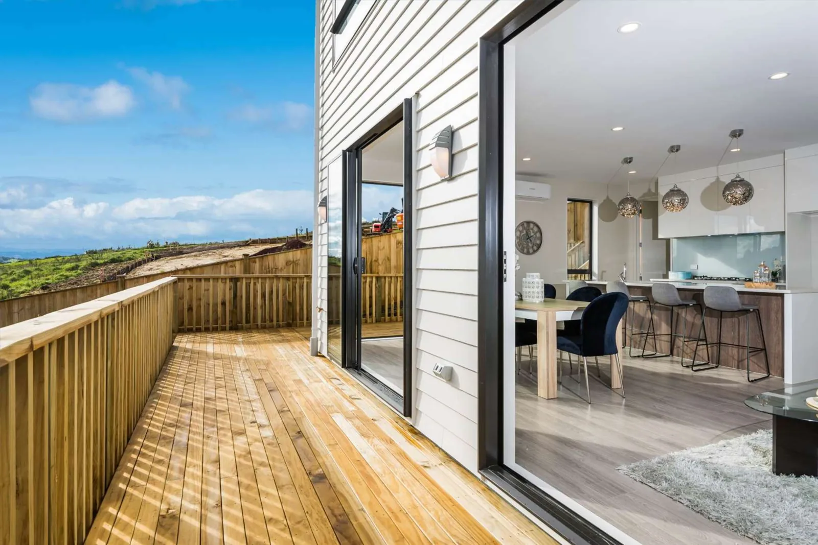 Takurua Terrace home in Orewa, Auckland — view 5