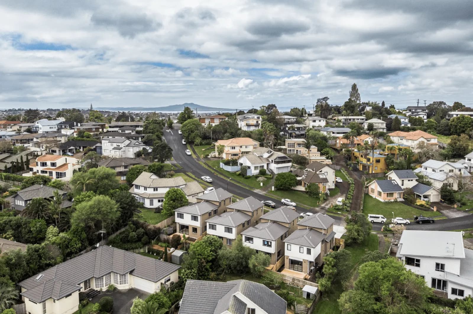 Tenbless Court homes in Unsworth Heights, Auckland - view 2