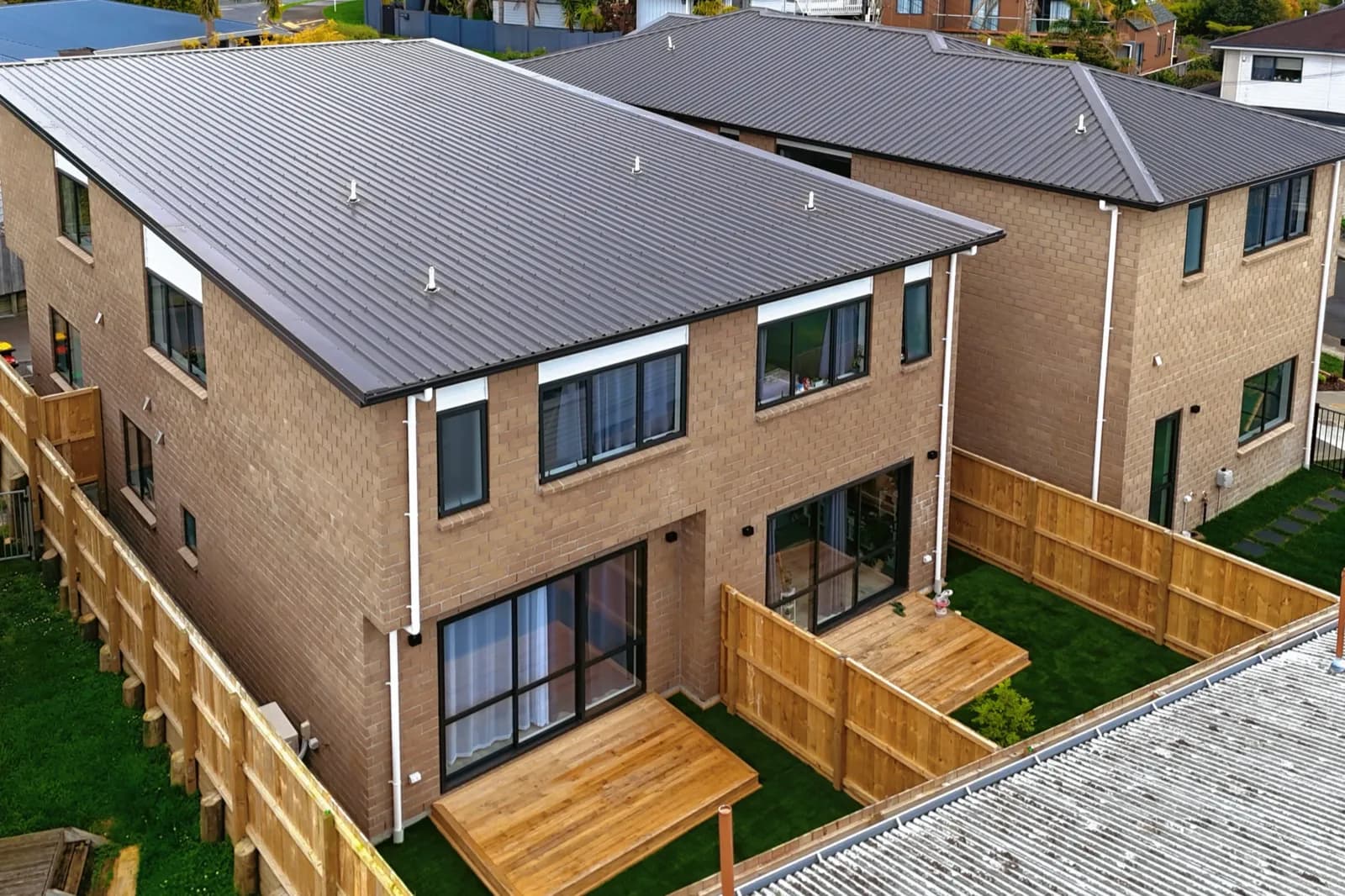 Tudor Place homes in Mairangi Bay, Auckland - view 2