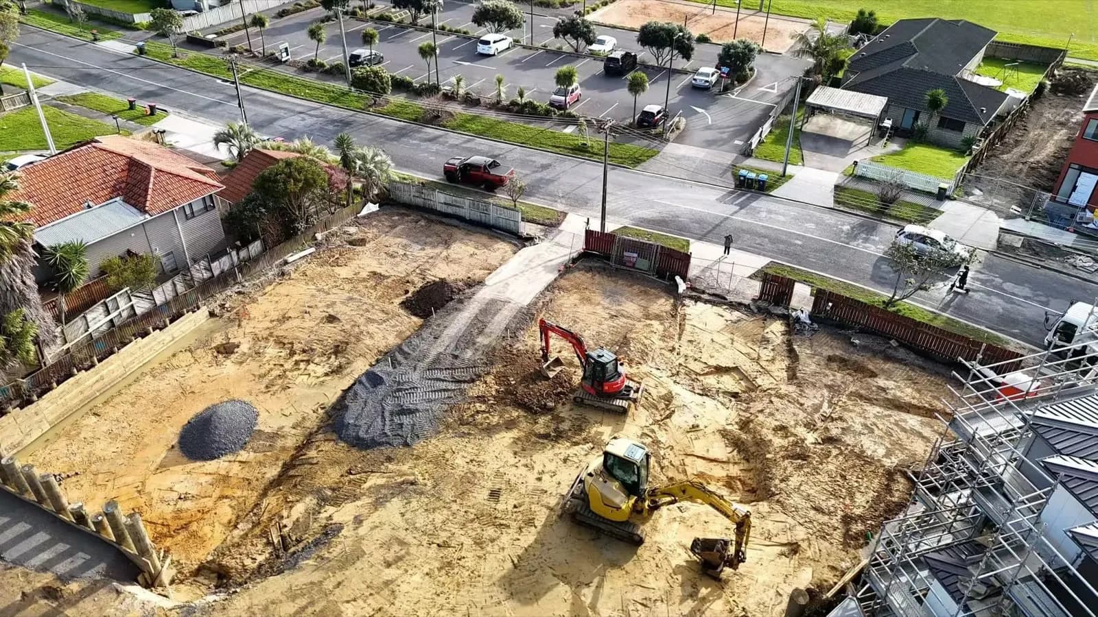 Valonia Street townhouses in New Windsor, Auckland - view 2
