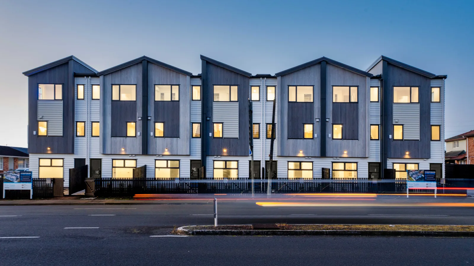 Waipuna Road townhouses in Mount Wellington, Auckland — view 3