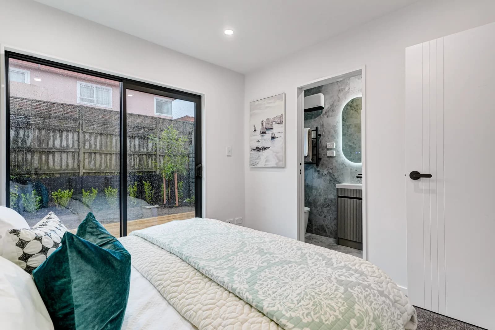 Waipuna Road townhouses in Mount Wellington, Auckland — view 5