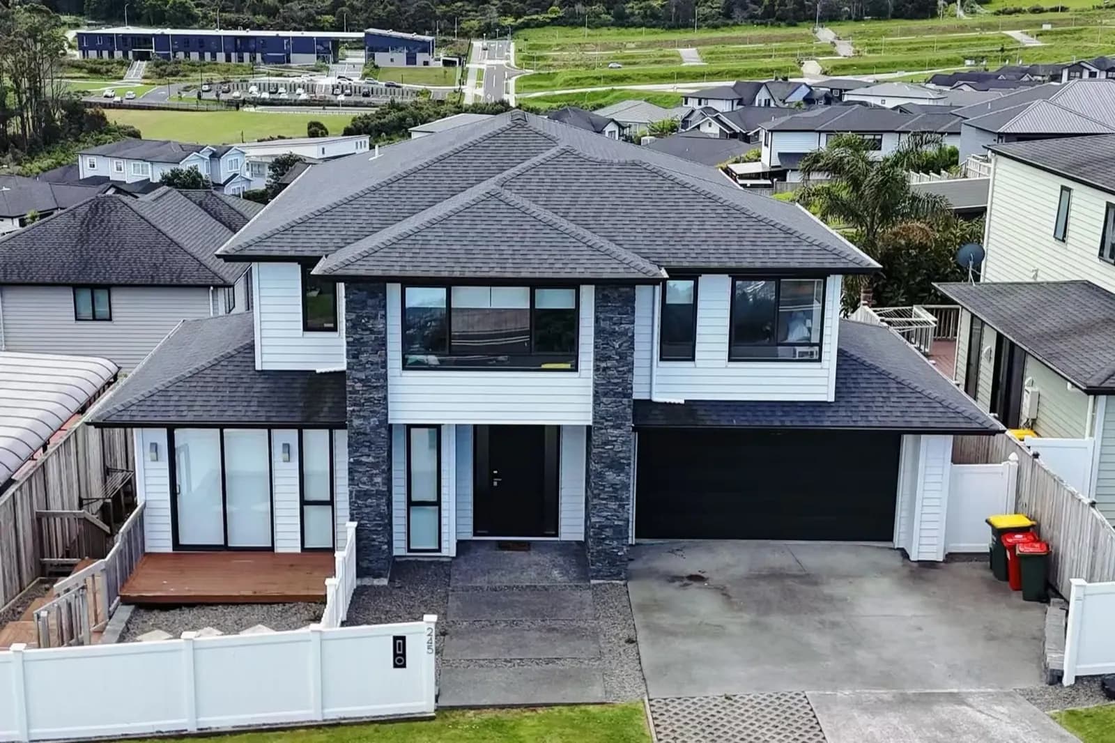 West Hoe Heights home in Orewa, Auckland - view 5